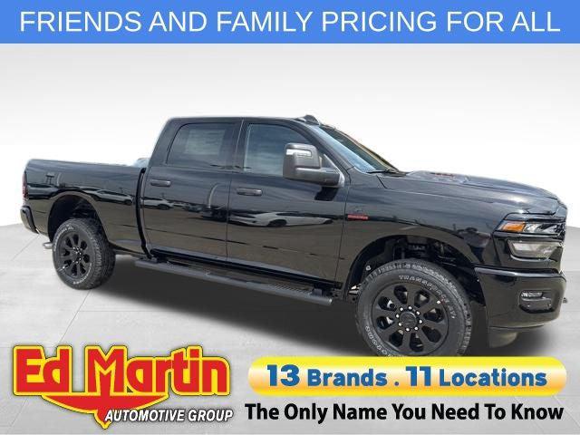 2026 RAM Ram 2500 RAM 2500 BLACK EXPRESS CREW CAB 4X4 64 BOX