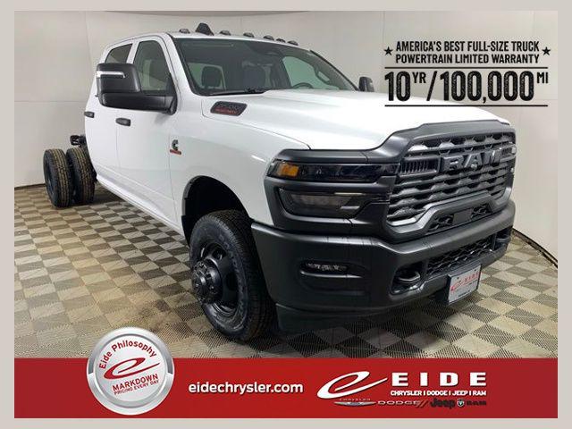 2026 RAM Ram 3500 Chassis Cab RAM 3500 TRADESMAN CREW CAB CHASSIS 4X4 60 CA