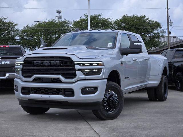 2026 RAM Ram 3500 RAM 3500 LARAMIE MEGA CAB 4X4 64 BOX 2026 RAM Ram 3500 RAM 3500 LARAMIE MEGA CAB 4X4 64 BOX