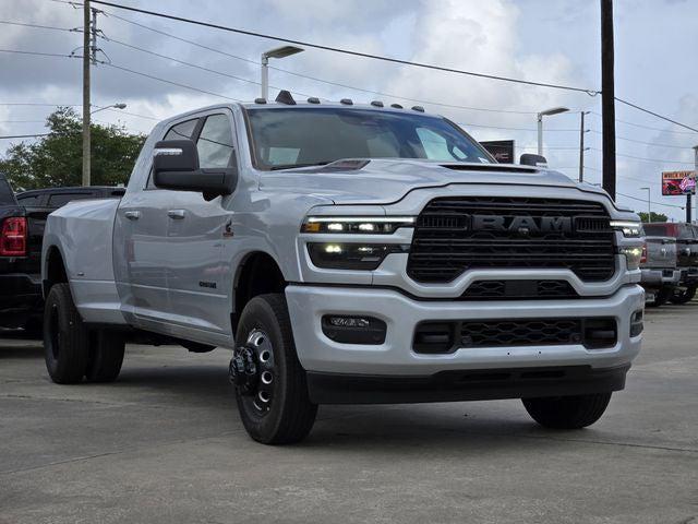 2026 RAM Ram 3500 RAM 3500 LARAMIE MEGA CAB 4X4 64 BOX 2026 RAM Ram 3500 RAM 3500 LARAMIE MEGA CAB 4X4 64 BOX
