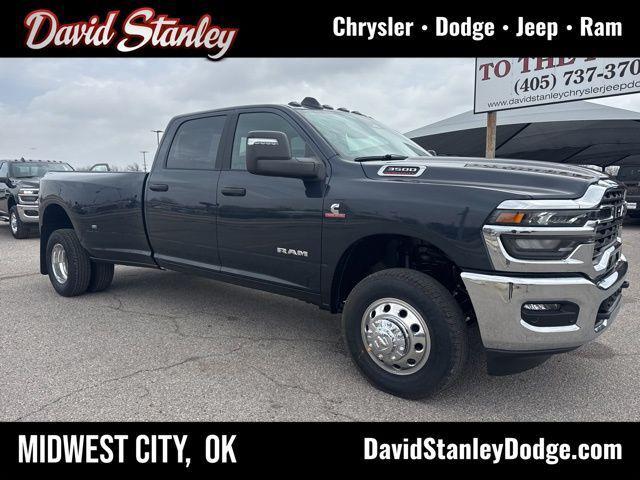 2026 RAM 3500 RAM 3500 BIG HORN CREW CAB 4X4 8 BOX