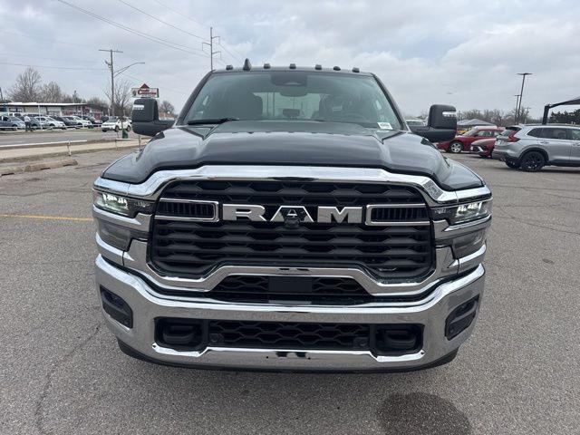 2026 RAM 3500 RAM 3500 BIG HORN CREW CAB 4X4 8 BOX