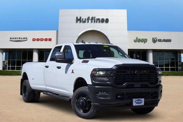 2026 RAM Ram 3500 RAM 3500 TRADESMAN CREW CAB 4X4 8 BOX