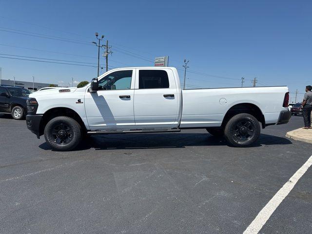 2026 RAM Ram 3500 RAM 3500 TRADESMAN CREW CAB 4X4 8 BOX