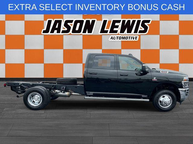 2026 RAM Ram 3500 Chassis Cab RAM 3500 TRADESMAN CREW CAB CHASSIS 4X4 60 CA