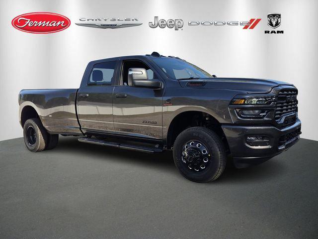 2026 RAM Ram 3500 RAM 3500 BIG HORN CREW CAB 4X4 8 BOX