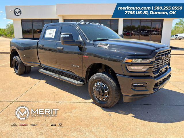 2026 RAM Ram 3500 RAM 3500 BIG HORN CREW CAB 4X4 8 BOX