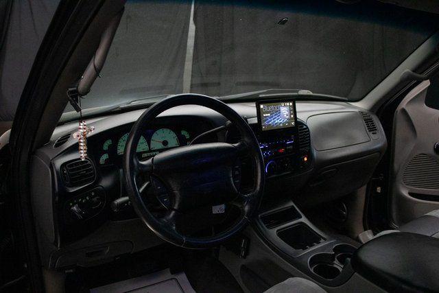2002 Ford F-150 Lightning