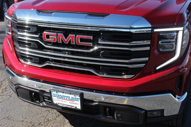 2026 GMC Sierra 1500 Crew Cab, Short Bed, SLT, 4WD