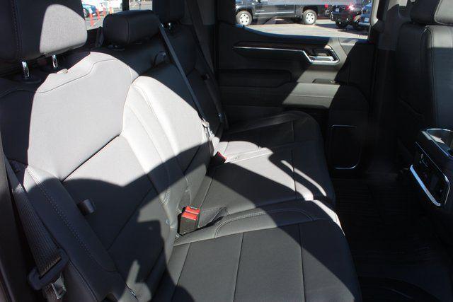 2026 GMC Sierra 1500 Crew Cab, Short Bed, SLT, 4WD