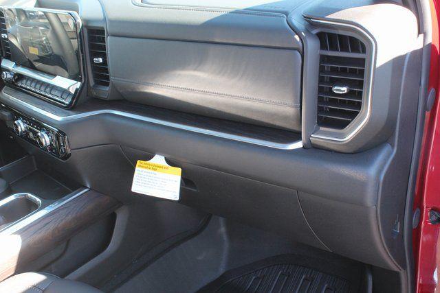 2026 GMC Sierra 1500 Crew Cab, Short Bed, SLT, 4WD