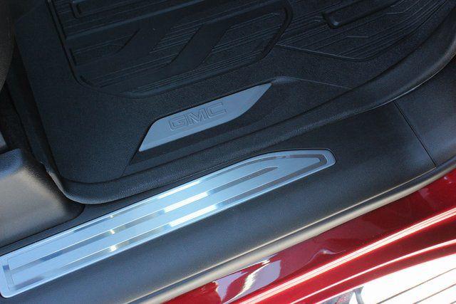 2026 GMC Sierra 1500 Crew Cab, Short Bed, SLT, 4WD