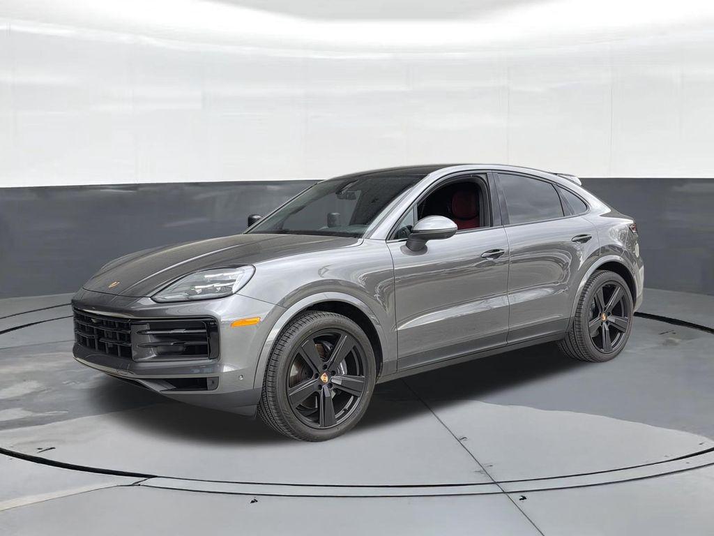2025 Porsche Cayenne -'s photo