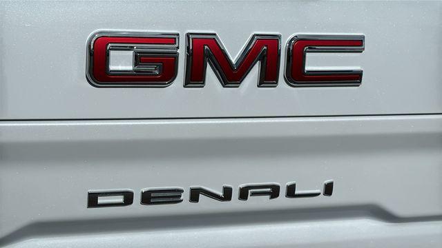 2026 GMC Sierra 1500 Crew Cab, Short Bed, Denali, 4WD
