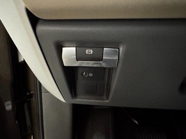 2024 Land Rover Defender 130 P300 S