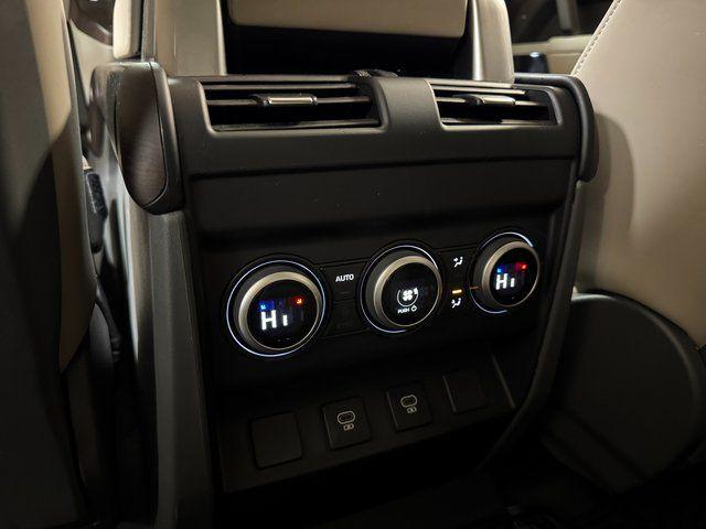 2024 Land Rover Defender 130 P300 S