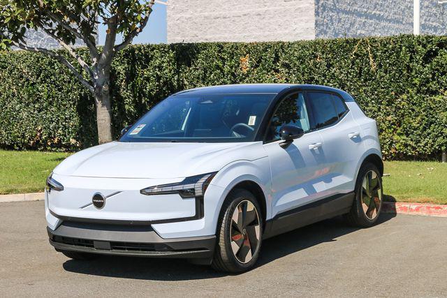 2026 Volvo EX30 Plus Twin Motor Performance, Fully electric