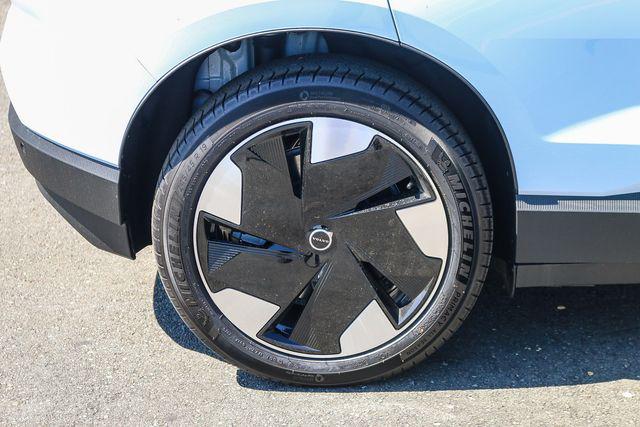 2026 Volvo EX30 Plus Twin Motor Performance, Fully electric