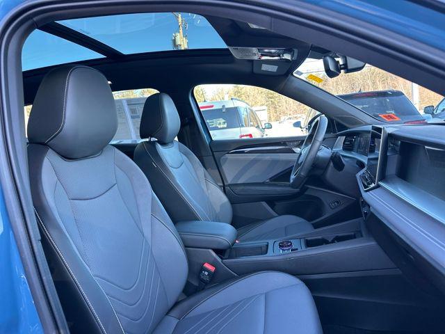 2025 Volkswagen Tiguan 2.0T SE R-Line Black