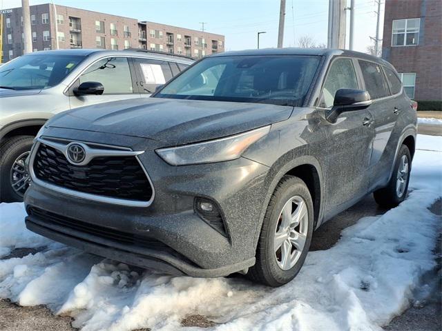 2024 Toyota Highlander LE