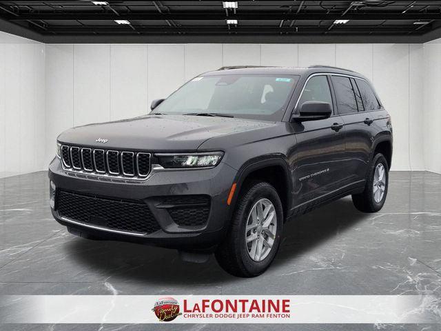 2026 Jeep Grand Cherokee GRAND CHEROKEE LAREDO X 4X4
