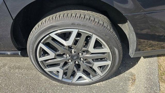 2025 Ford Expedition Platinum MAX