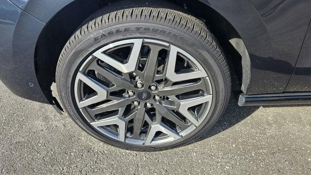 2025 Ford Expedition Platinum MAX