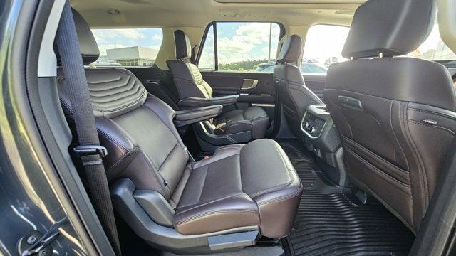 2025 Ford Expedition Platinum MAX