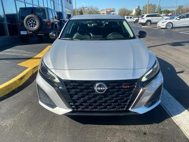 2025 Nissan Altima SR FWD 2025 Nissan Altima SR FWD