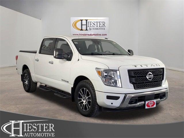 2021 Nissan TITAN Crew Cab SV 4x4
