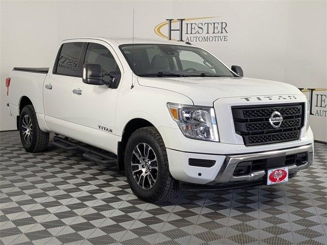 2021 Nissan TITAN Crew Cab SV 4x4