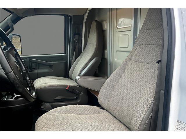 2023 Chevrolet Express Cutaway Work Van