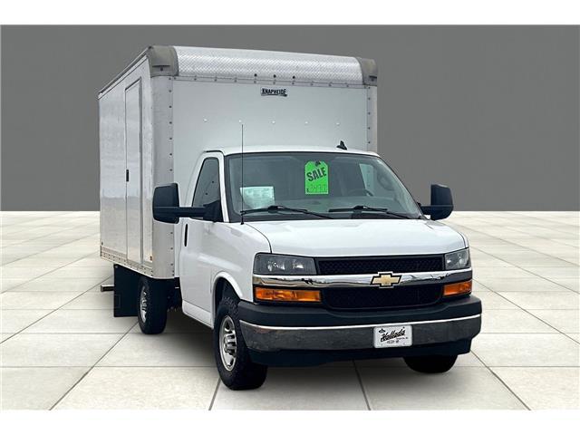 2023 Chevrolet Express Cutaway Work Van