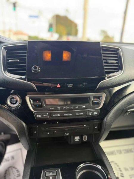 2020 Honda Pilot 2WD Touring 7 Passenger
