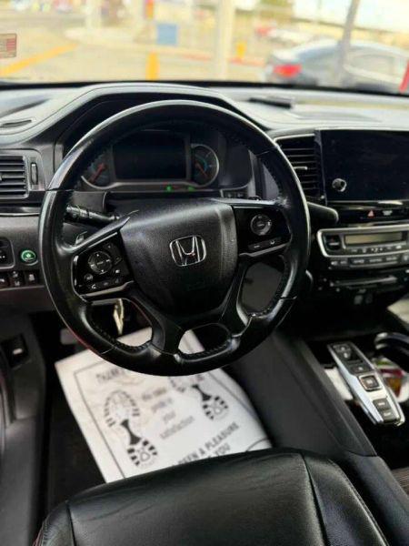2020 Honda Pilot 2WD Touring 7 Passenger