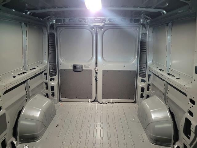 2026 Ram ProMaster 2500 Cargo Van Tradesman Low Roof 136" WB w/Pass Seat