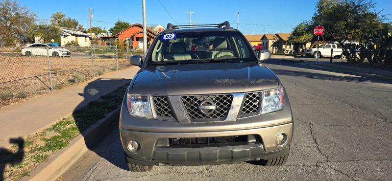 2005 Nissan Frontier LE