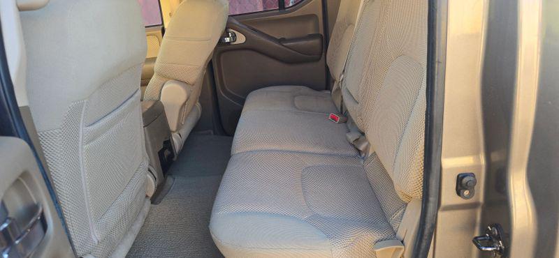 2005 Nissan Frontier LE