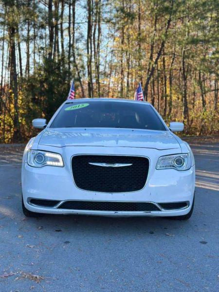 2015 Chrysler 300 Limited