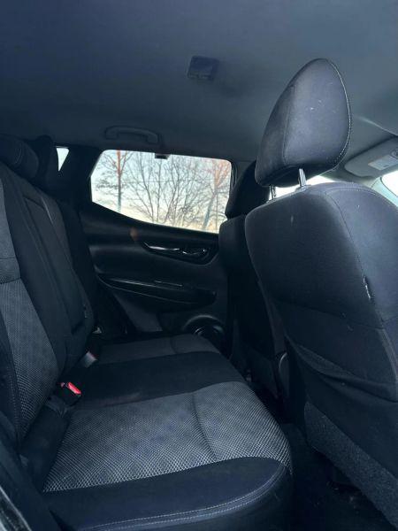 2017 Nissan Rogue Sport SV