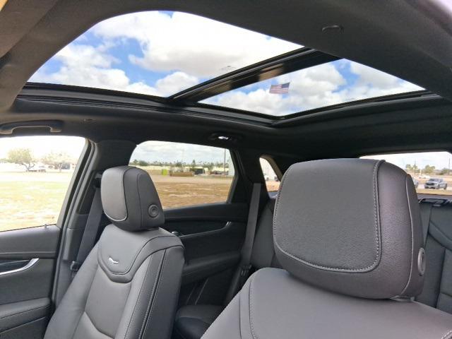 2026 Cadillac XT5 Premium Luxury FWD