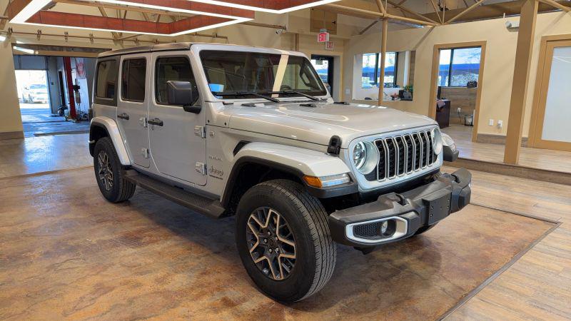 2024 Jeep Wrangler 4-Door Sahara