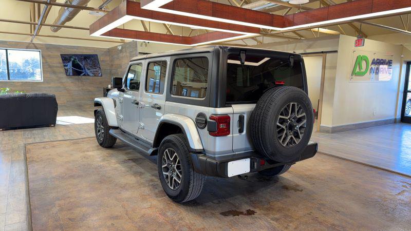 2024 Jeep Wrangler 4-Door Sahara