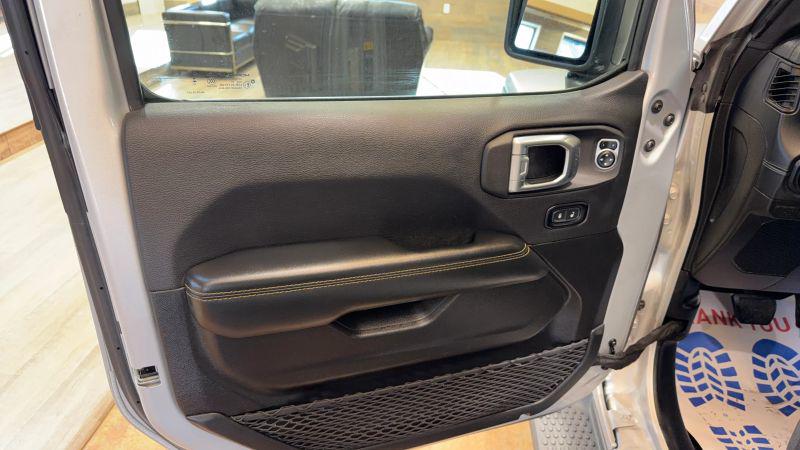 2024 Jeep Wrangler 4-Door Sahara
