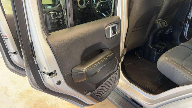 2024 Jeep Wrangler 4-Door Sahara