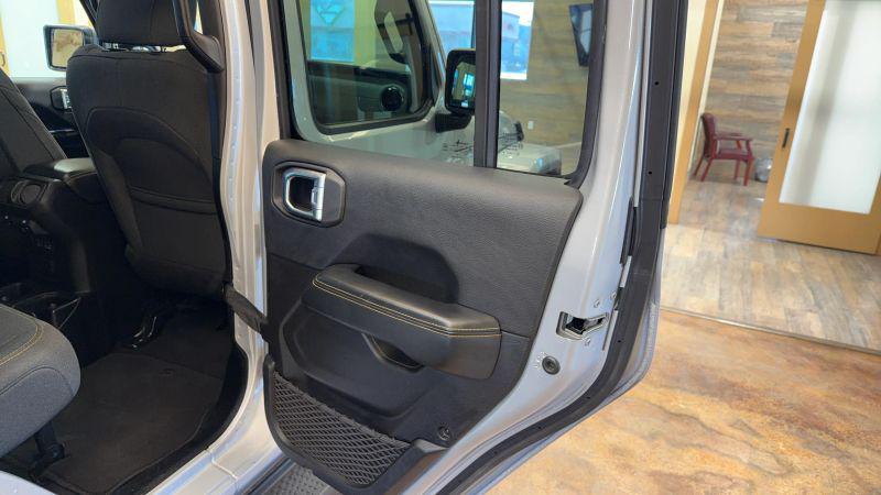 2024 Jeep Wrangler 4-Door Sahara