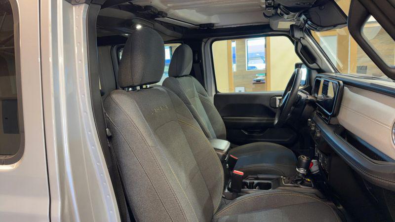 2024 Jeep Wrangler 4-Door Sahara