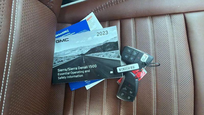 2023 GMC Sierra 1500 4WD Crew Cab Short Box Denali Ultimate