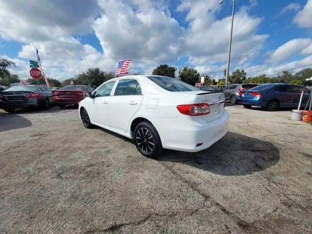 2013 Toyota Corolla LE