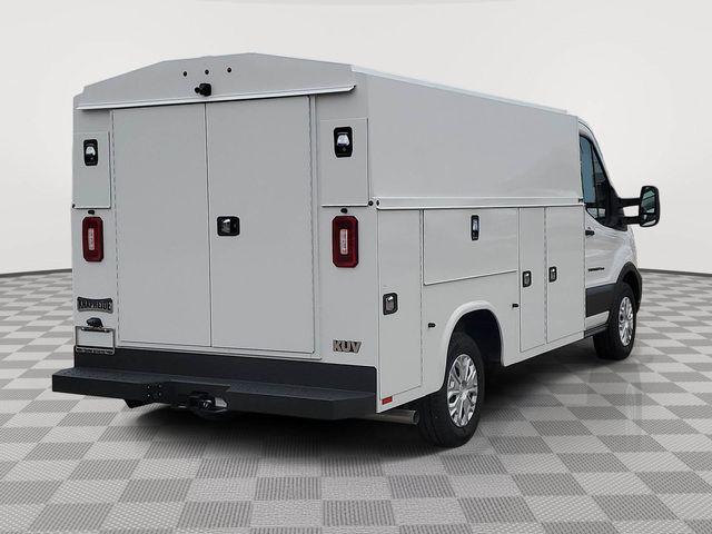 2026 Ford Transit Cutaway Base